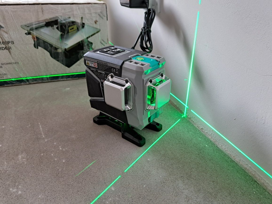 Pozimica laserowa Deko dkll12tdp02-s2