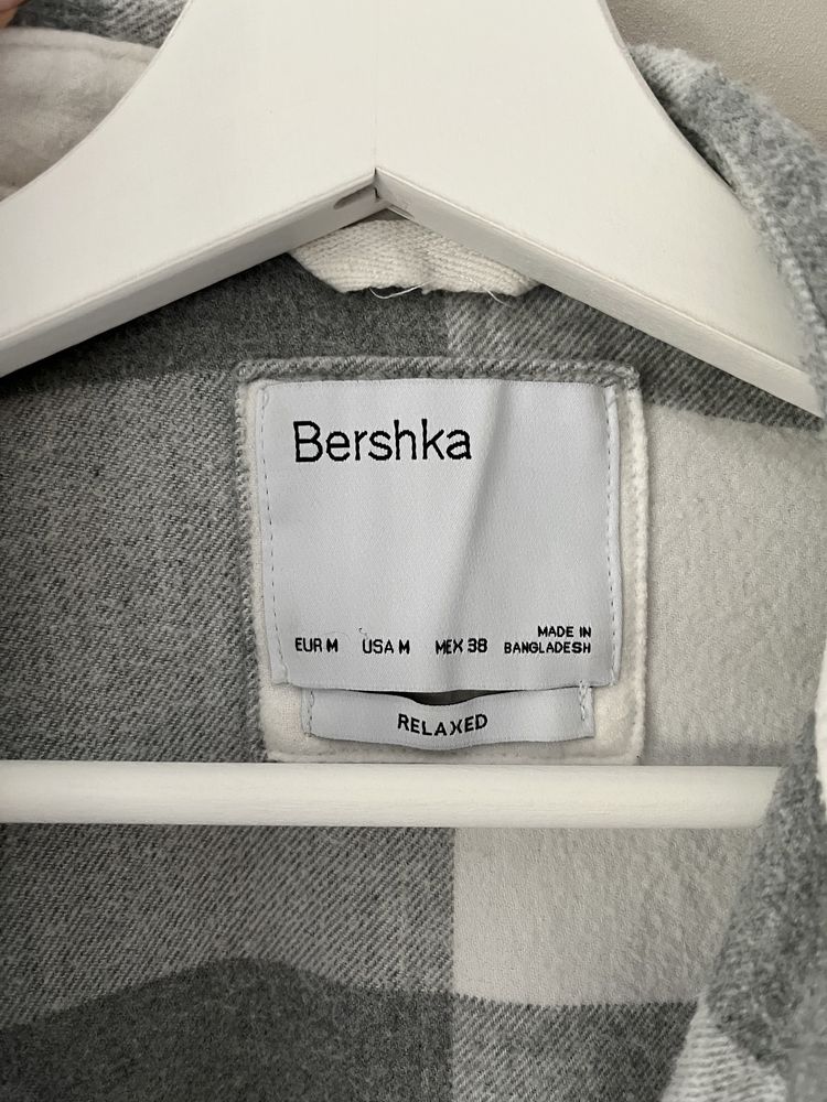 Męska koszula w kratę Bershka