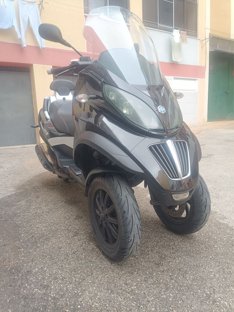 Piaggio mp3 400LT