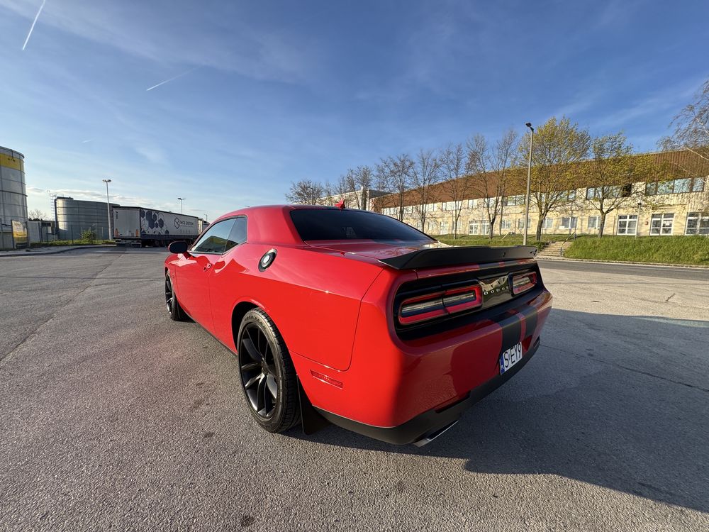 Dodge  Challenger 6.4 SHAKER 392 HEMI Scat Pack R/T  ZAMIANA