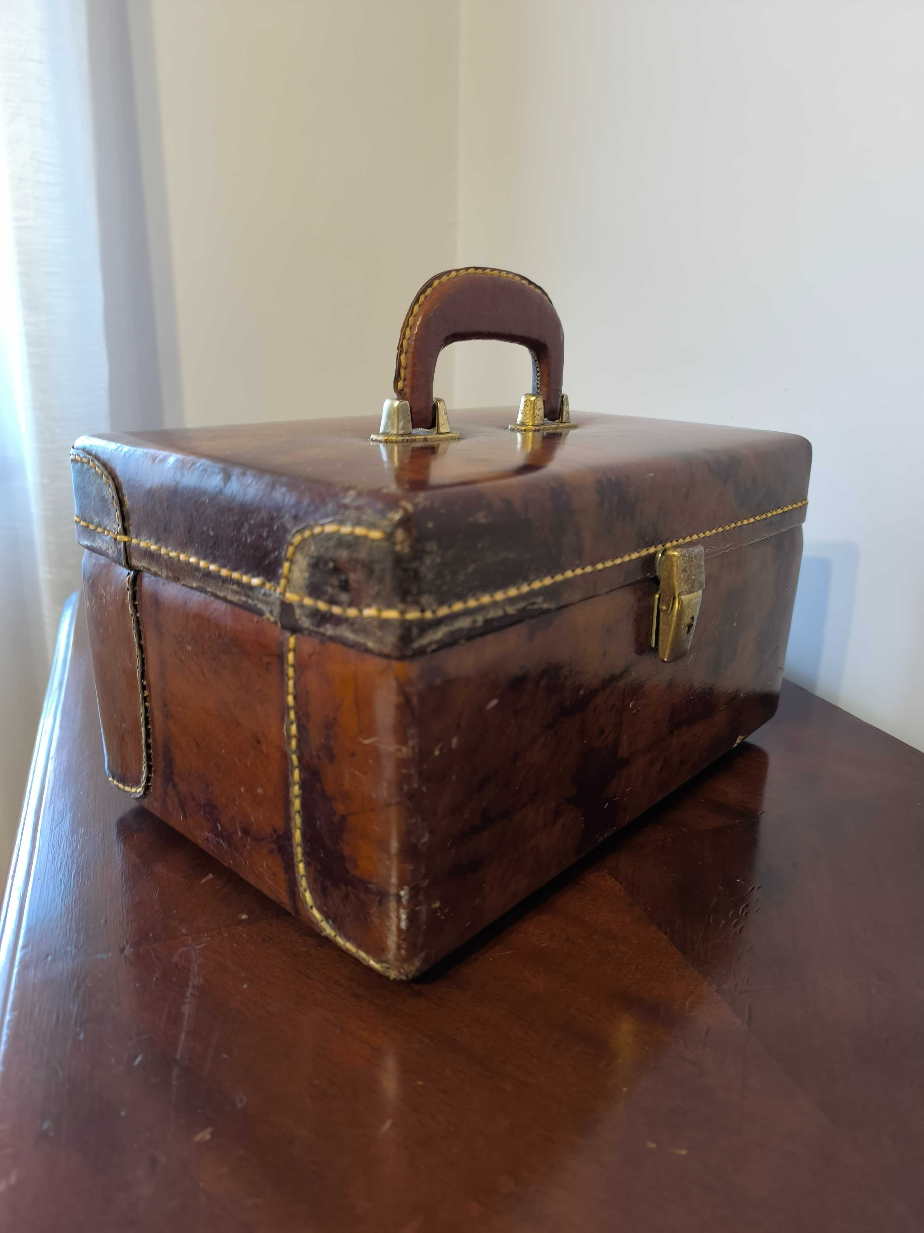 Necessaire vintage