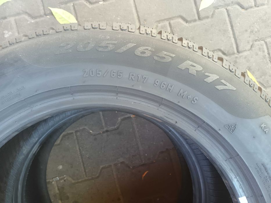 Opony Zima Zimowe 205/65/17 205/65R17 Pirelli Super Stan Wrocław