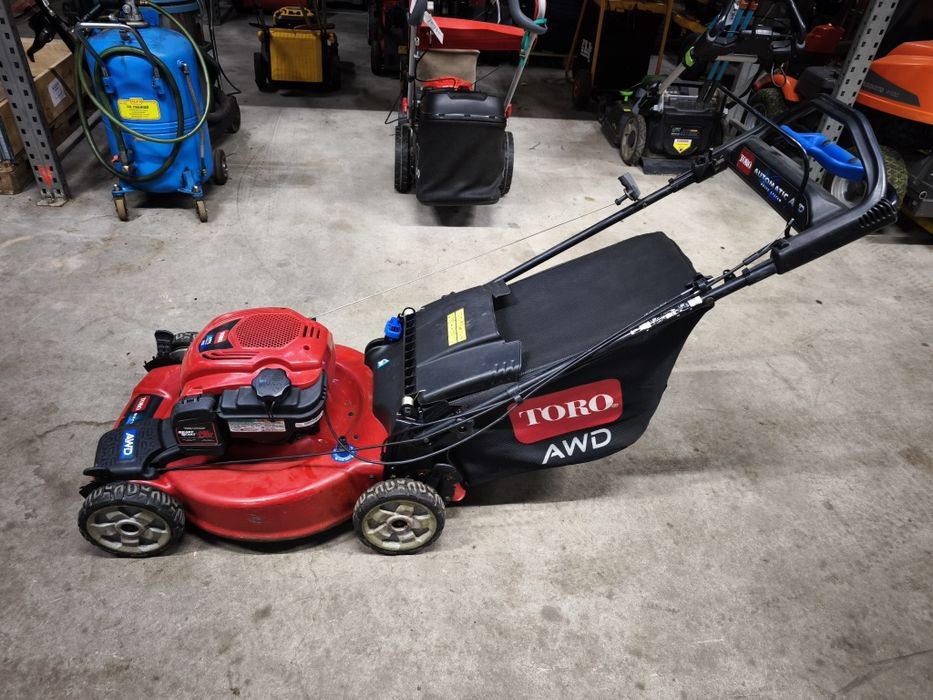 Kosiarka Toro Recycler AWD