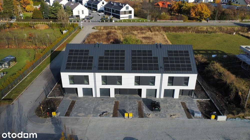 Budynek  jednorodzinny w zabudowie szeregowej  Radomierzyce 141m2