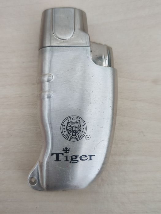 Зажигалка Tiger робоча