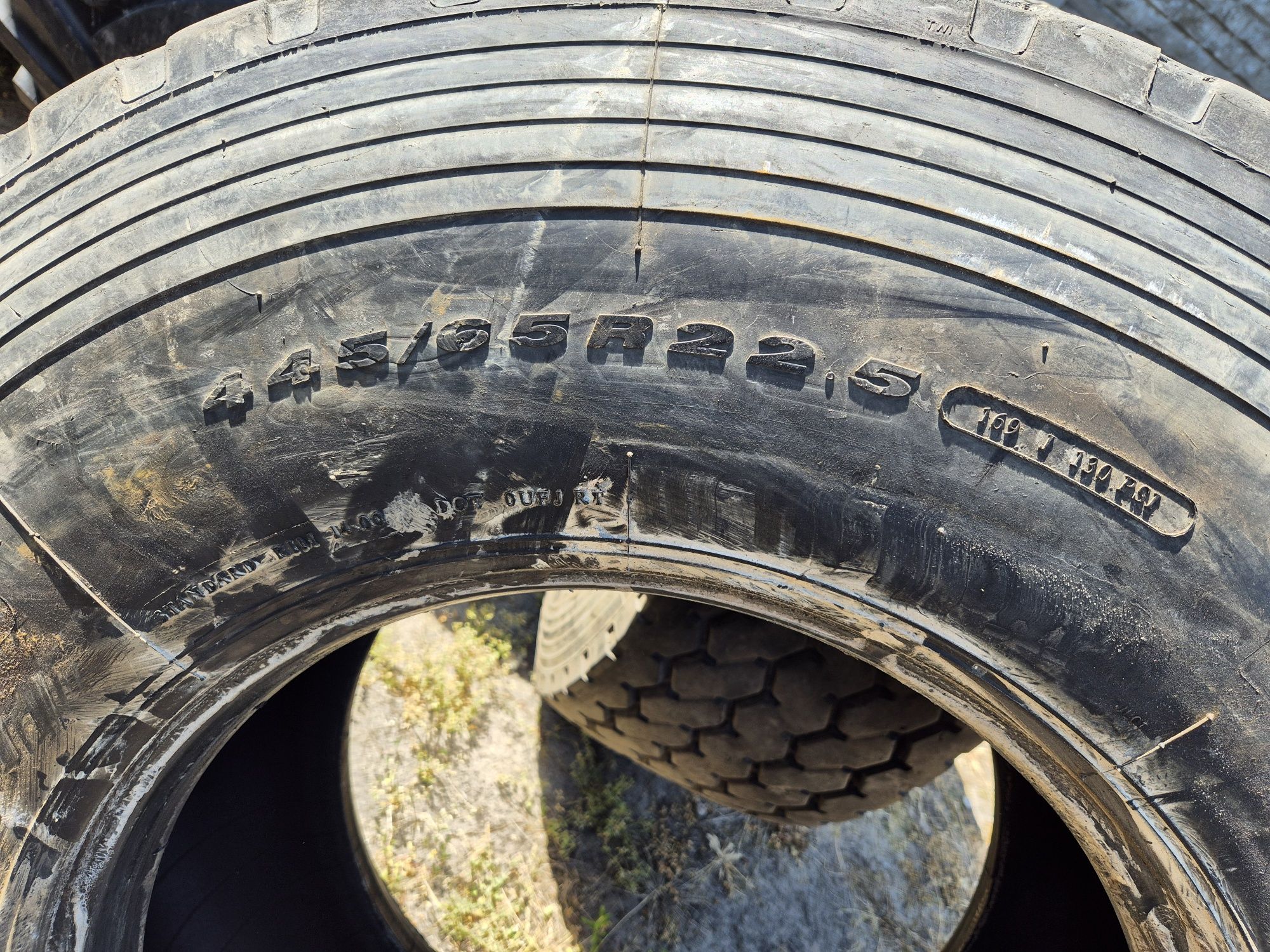 Opony 445/65r22.5  (18r22.5)