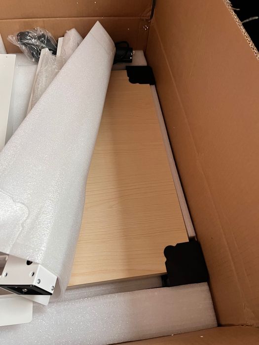 Biurko z regulacją wysokości