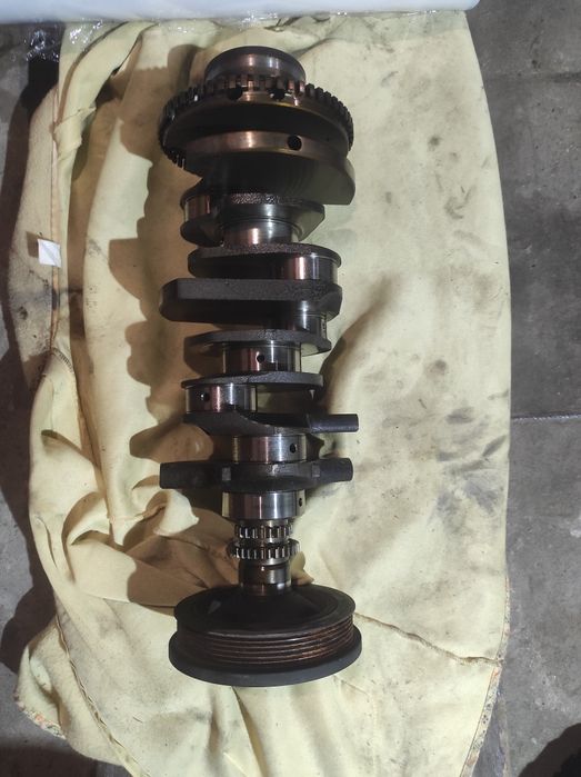 Колінвал на Додж джорні.