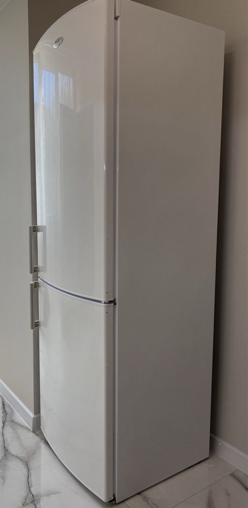 Холодильник Whirlpool WBE3322 A+ NFW