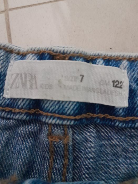 Spodenki Zara 122