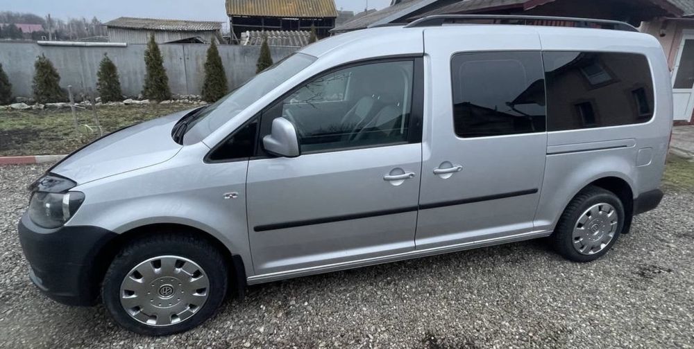 Продаётся автомобиль Volkswagen Caddy в отличном состоянии