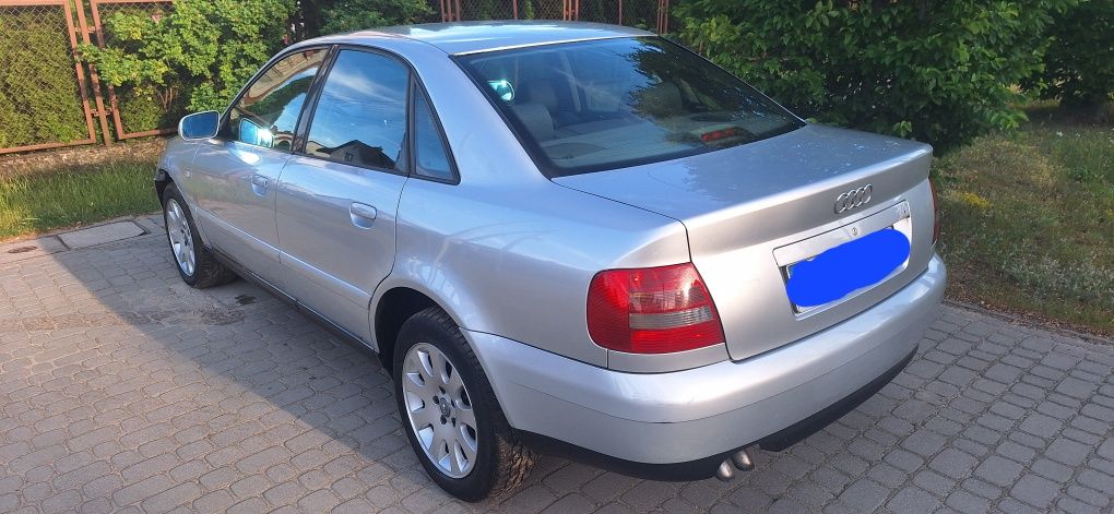 Audi a4 b5 1999r. 110KM automat