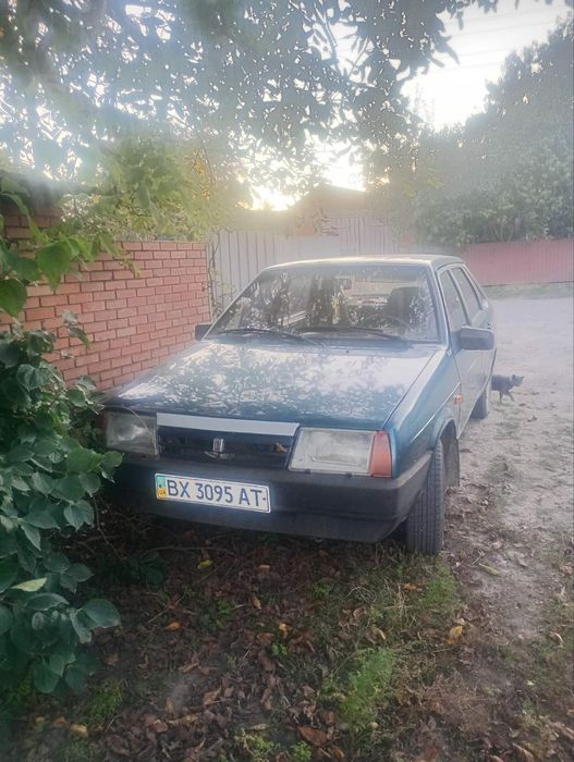 Продам автомобіль 99