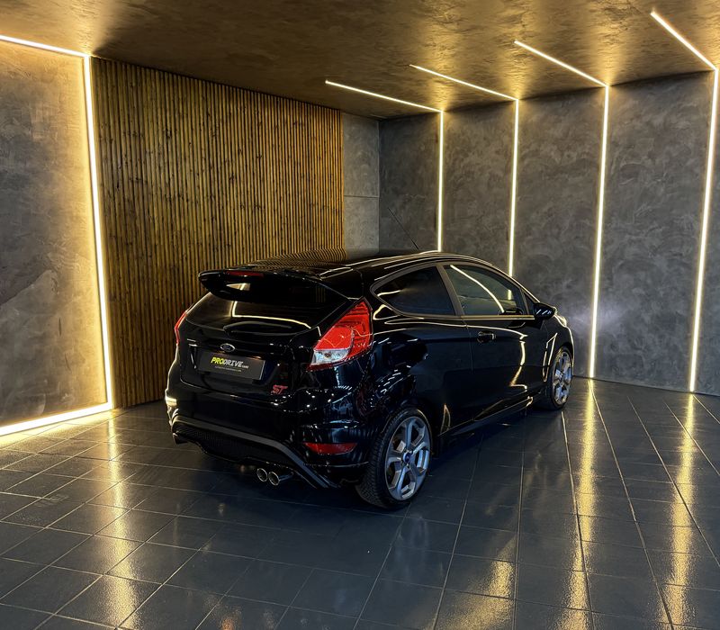 Ford Fiesta ST 1.6 MK7 182cv