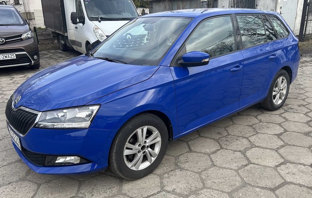 Wynajem samochodów SKODA FABIA - rok 2021 r