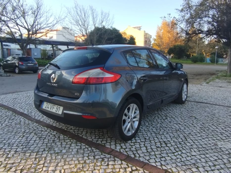 Renault Megane fase III 1.5 DCI 2015 Em óptimo estado.