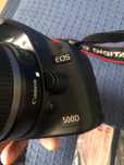 Canon 500d (máquina + lente + tripé + bateria + saco)