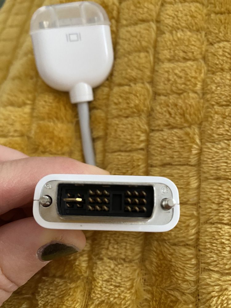 Kabel hdmi MacBook