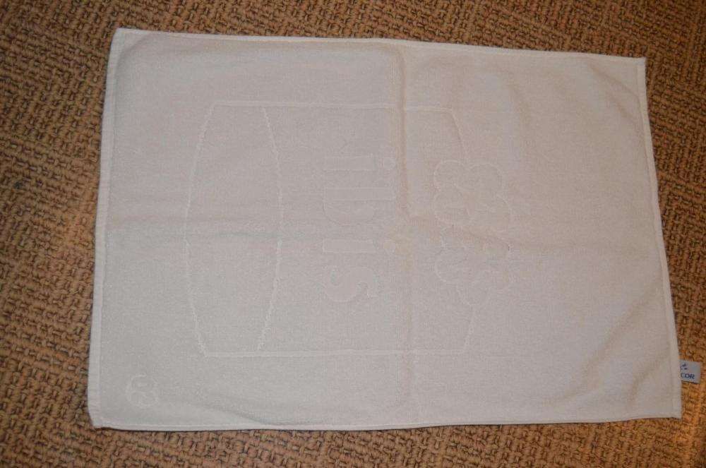 Полотенце Турция в отл. состоянии 67,5 х 46,5 см