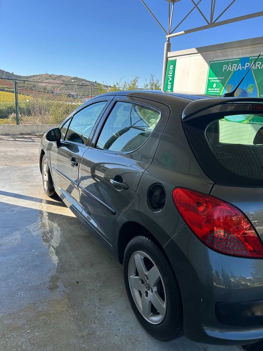 Peugeot 207 ECONÔMICO
