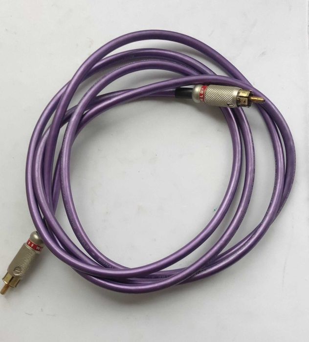 Коаксиальный кабель Wireworld Ultraviolet 5  (1,7 м) с разъемами