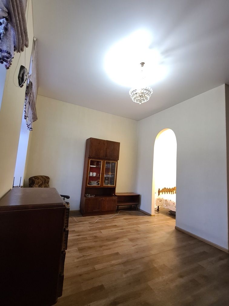 Продаю 2х комнатную квартиру  на Адмирала  Макарова