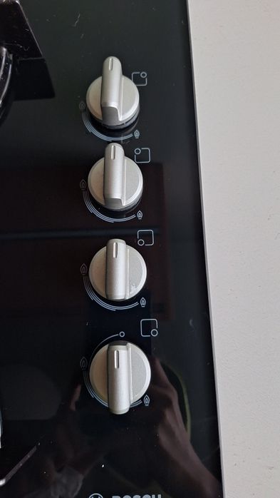 Plyta gazowa Bosch POP616B10E
płyta gazowa z szklanym blatem, 4 palnik