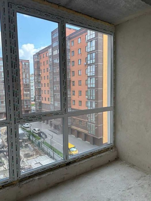 Продається простора 1-кімнатна квартира в Раково, вул. Довженка.