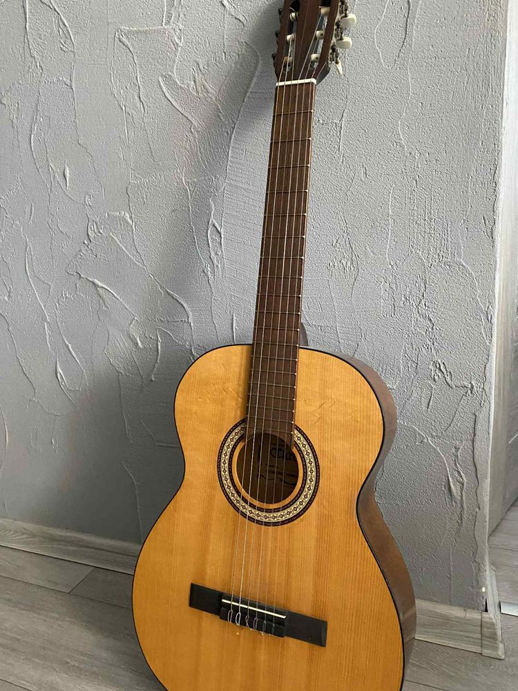Gitara klasyczna 4/4
