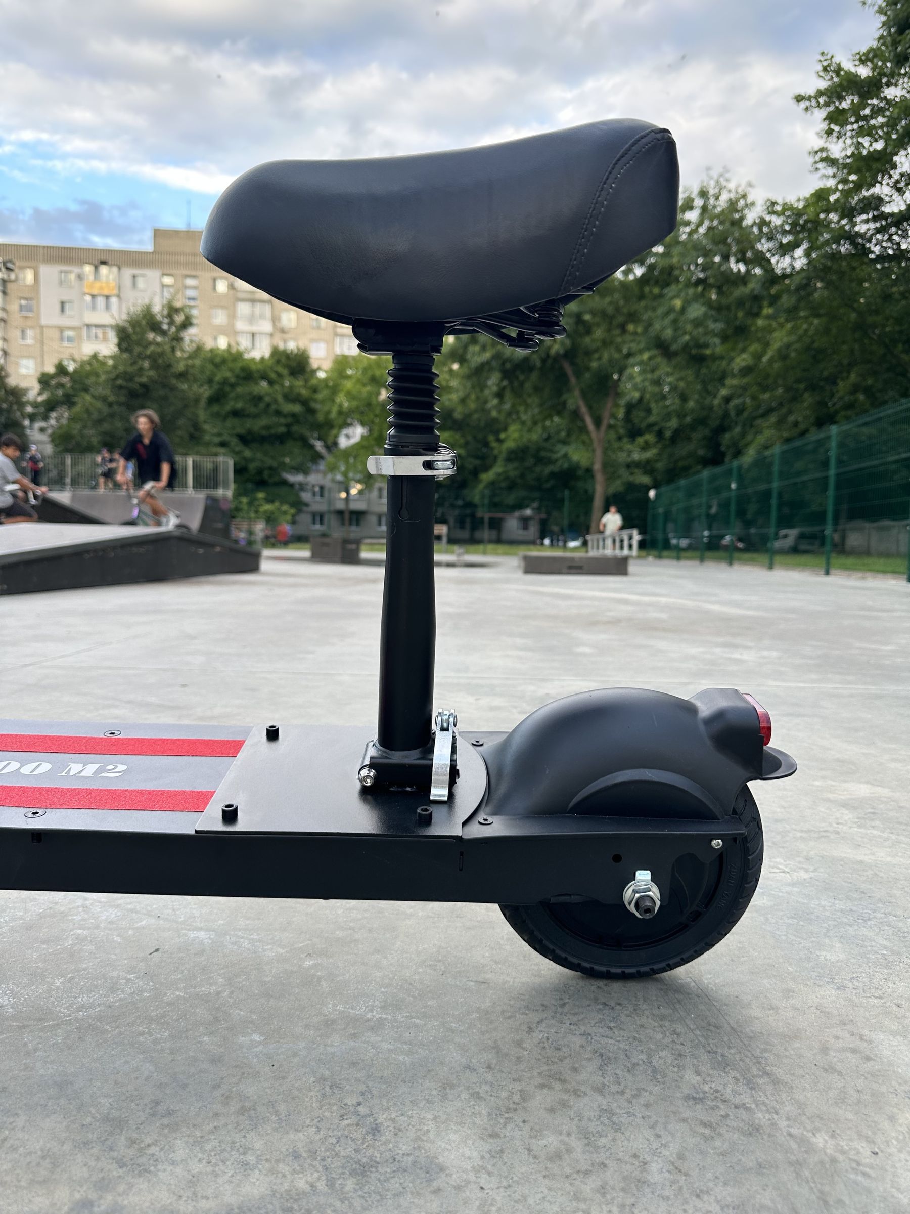 Электросамокат KUGOO M2 Black с сиденьем