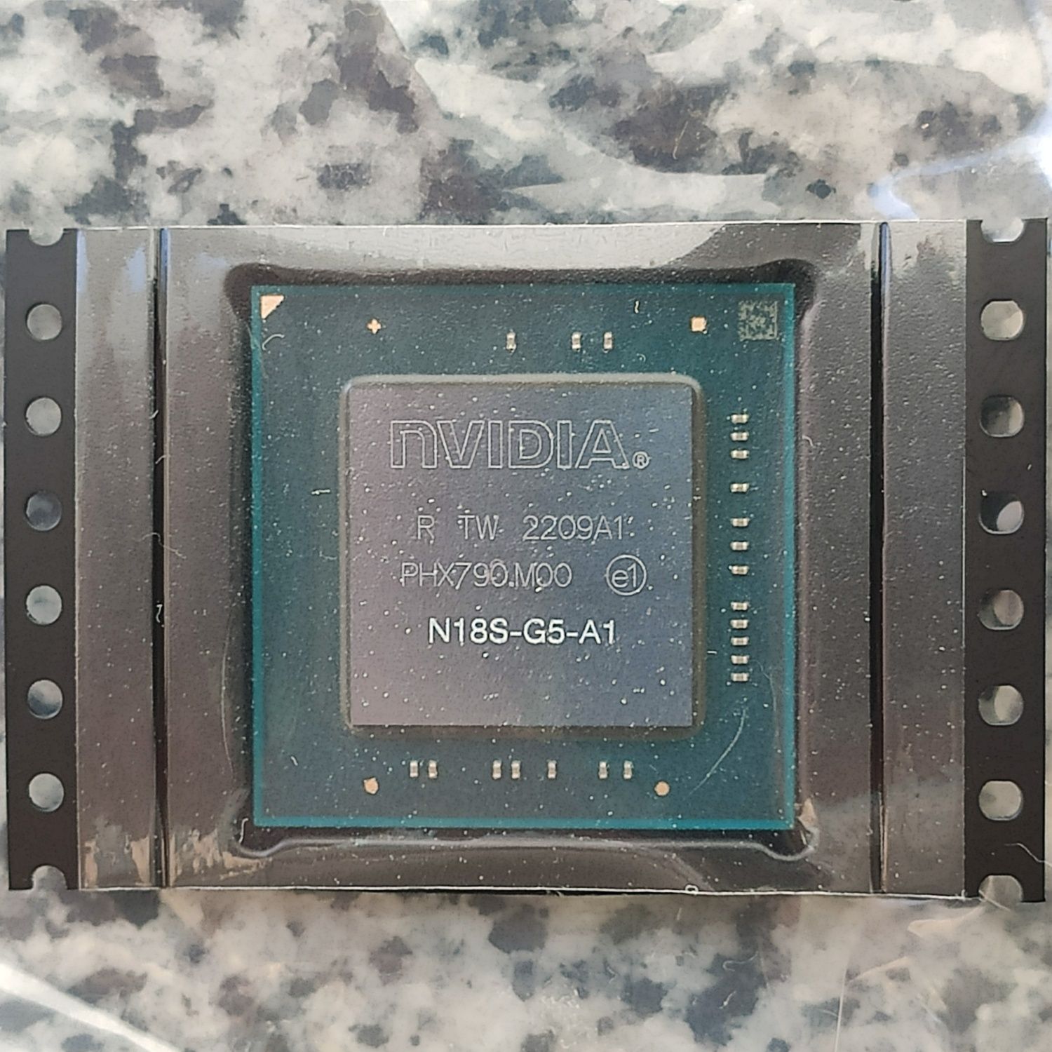 Відеочіп NVIDIA N18S-G5-A1 GeForce MX450