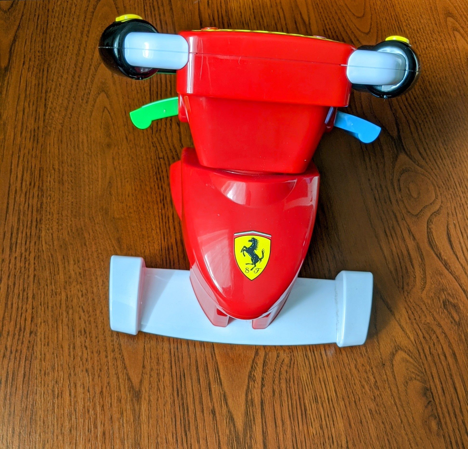 Руль Ferrari в чудовому стані