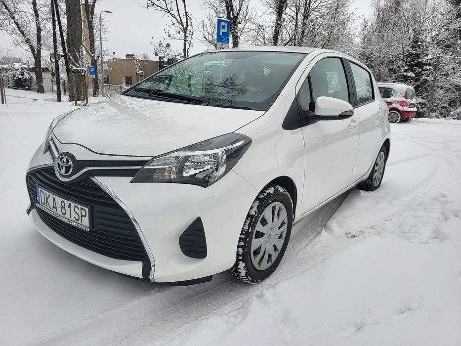 Toyota Yaris YARIS 1.3 bezwypadkowa jeden właściciel salon PL