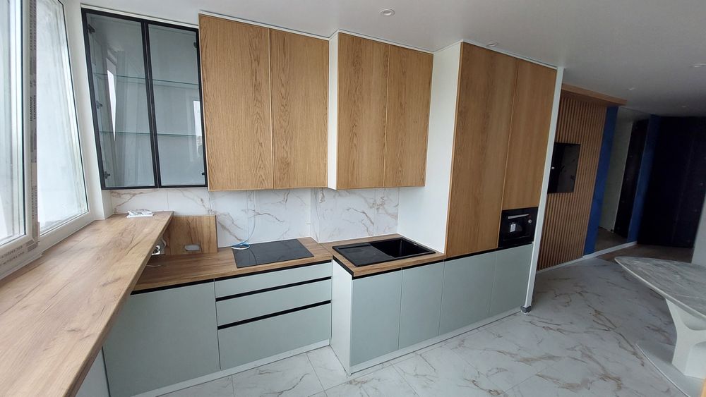 Меблі на замовлення. Шафи-купе. Кухні. Вбудовані меблі. Гардеробні.