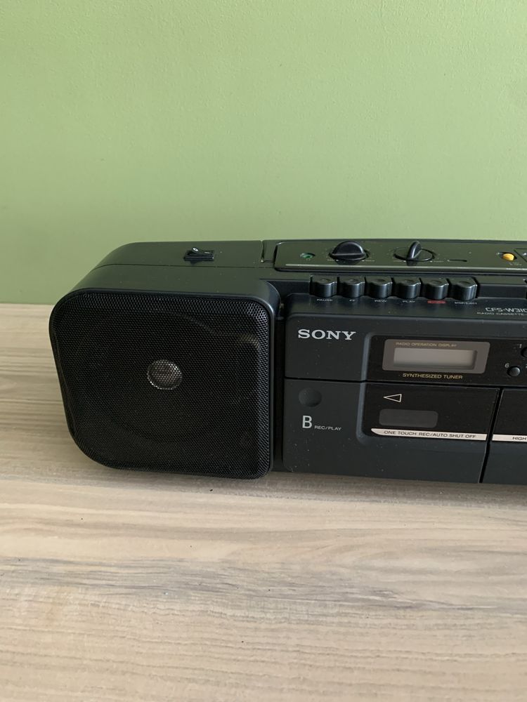 Магнітофон Sony CFS-W310l