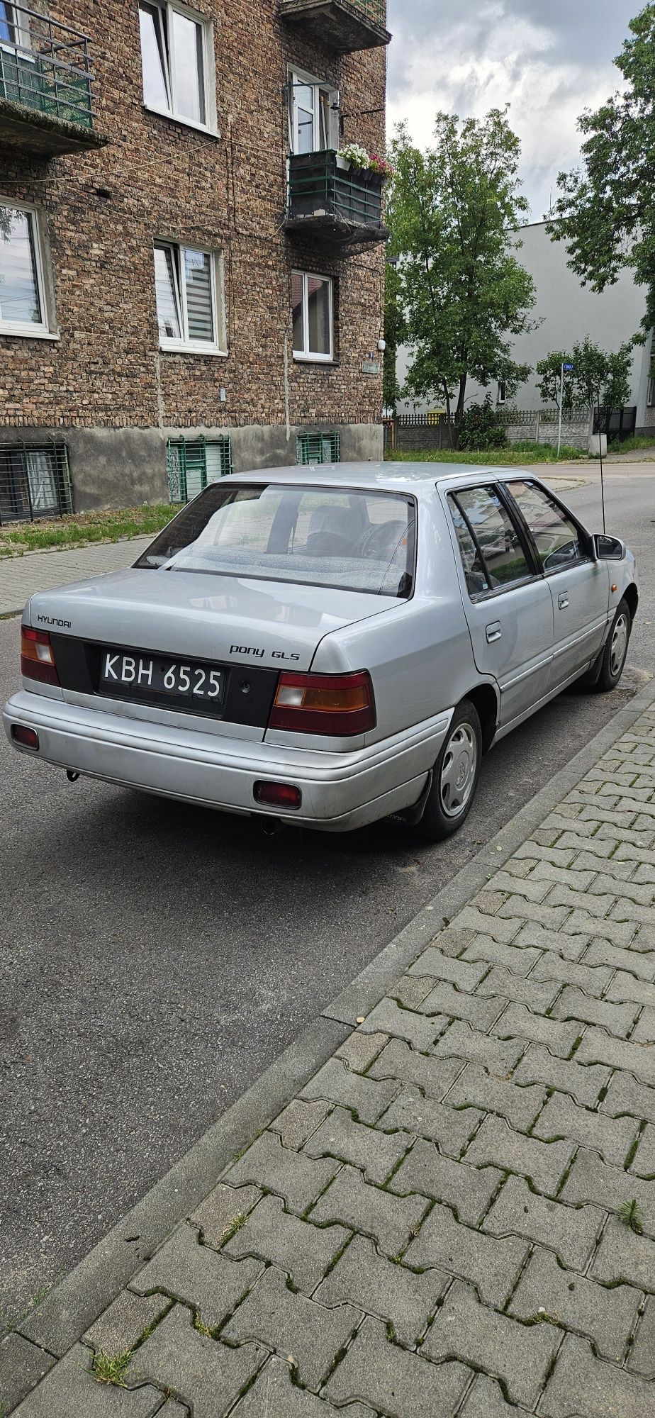 Hyundai Pony GLS