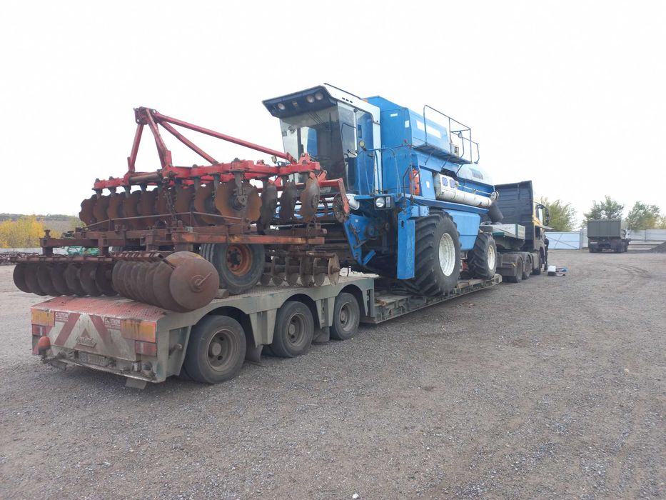 Комбайн Славутич КЗС 9