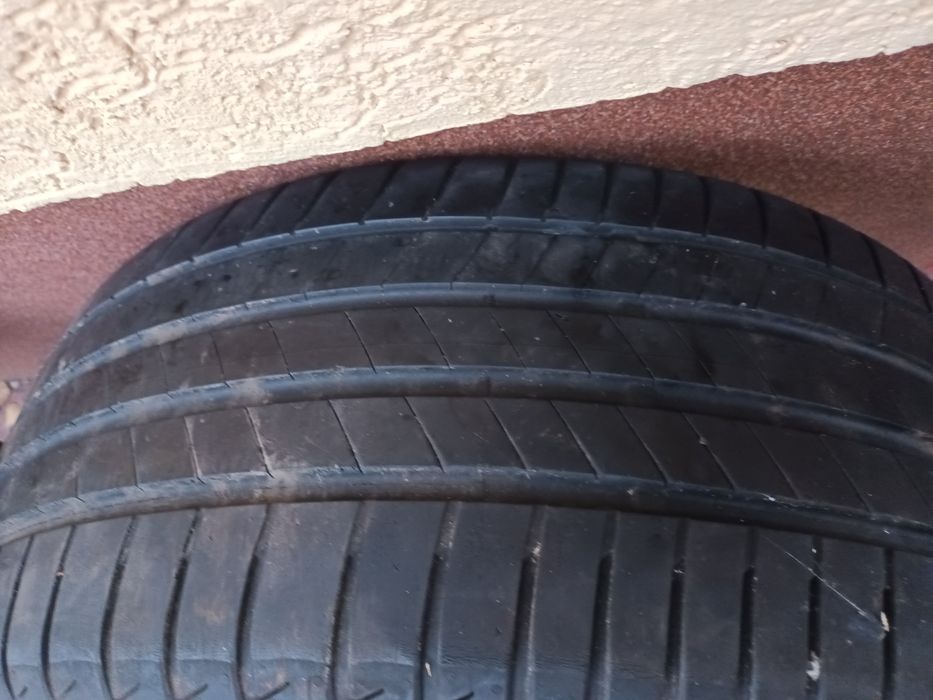 Opony letnie Bridgestone 245/40/r19,rok 2022
