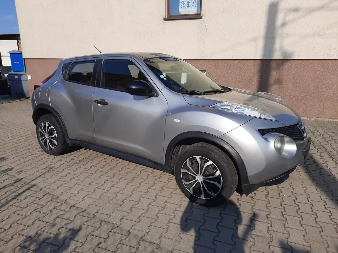 Nissan Juke świeżo sprowadzony, minimalnie uszkodzony, po opłatach
