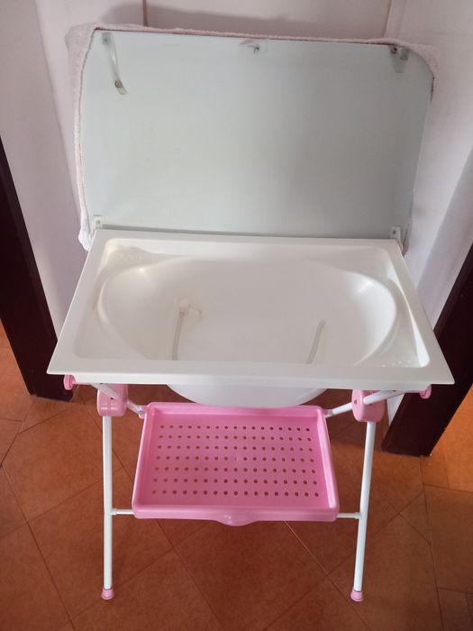 Banheira com trocador bebé