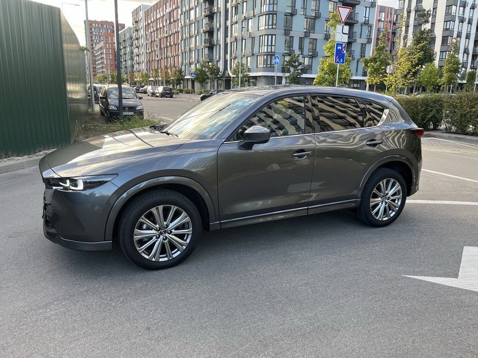 Mazda cx5 Signature 2023