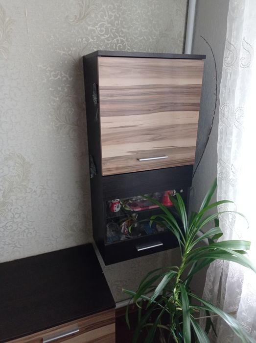 Продам меблі у вітальню!