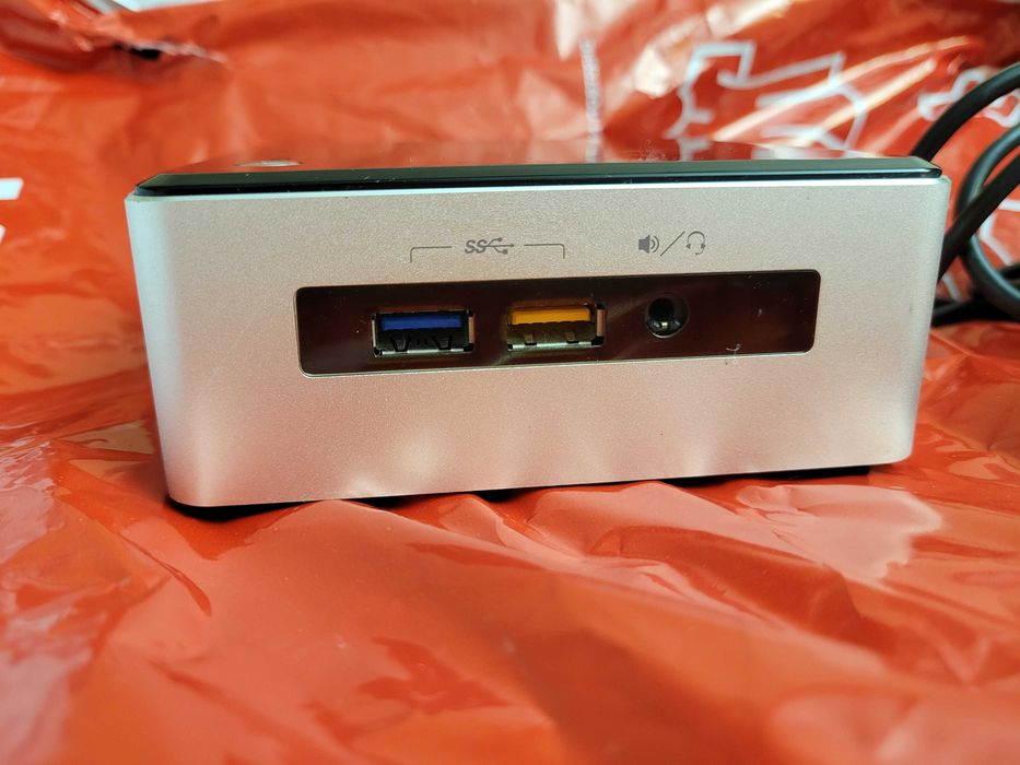 Intel NUC і5-5250U 8Gb 128Gb SSD WiFi BT HDMI компьютер мини неттоп