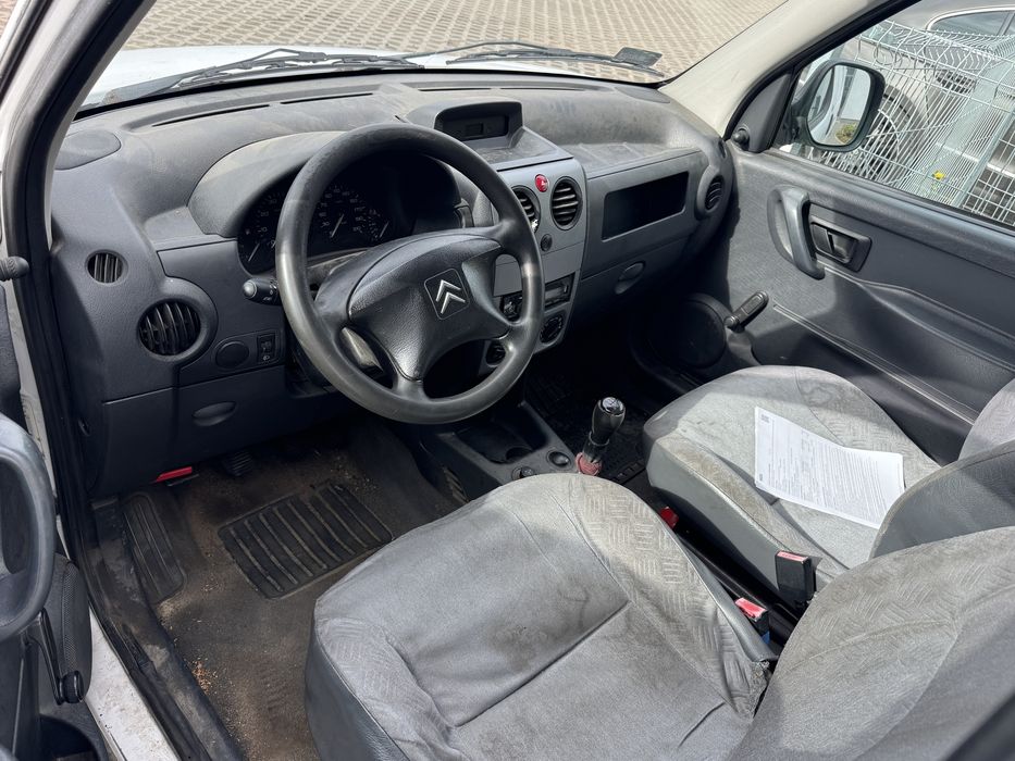 Berlingo 2007 rok 1.4 Benzyna . Zarejestrowany . Długie Opłaty .