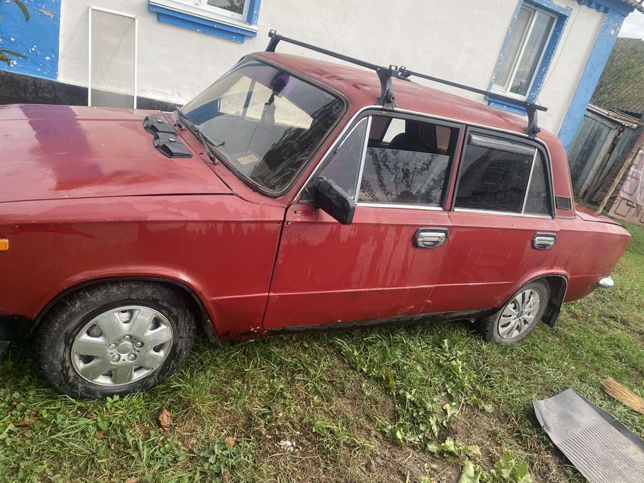 Продам ваз 21011