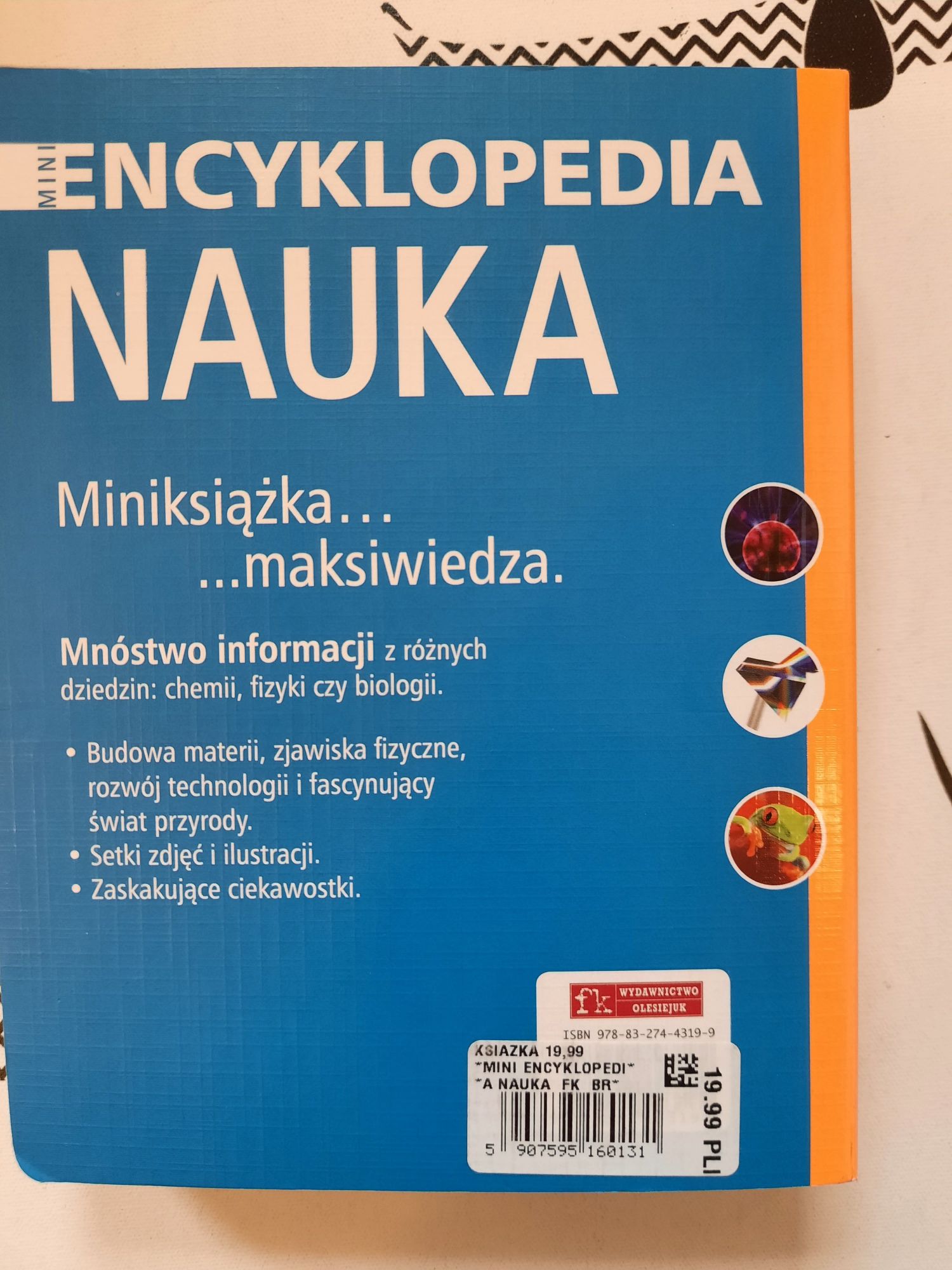 Mini encyklopedia Nauka miniksiążka... maksiwiedza