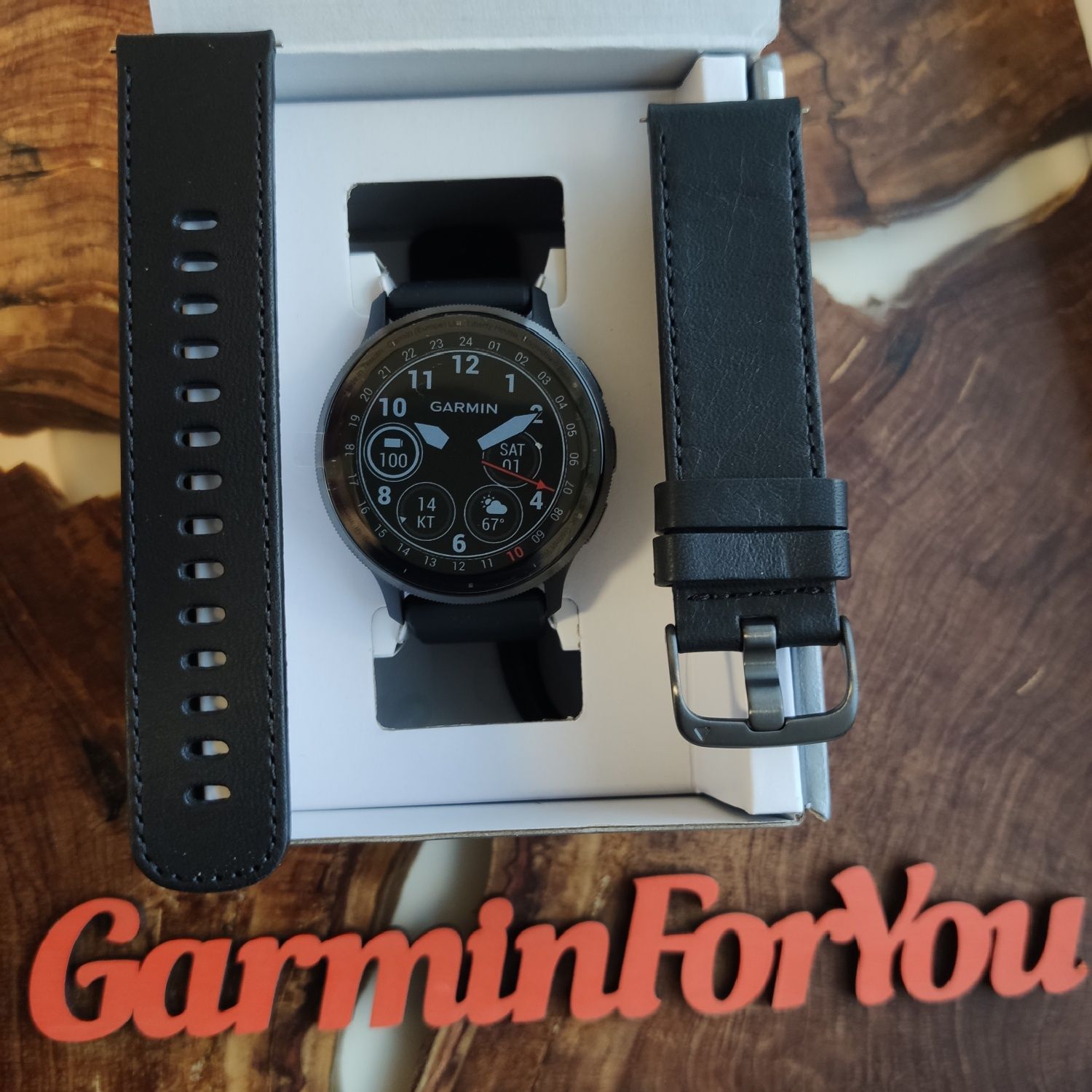 Garmin Venu 3 чорний з двома ремінцями 010-02784-52