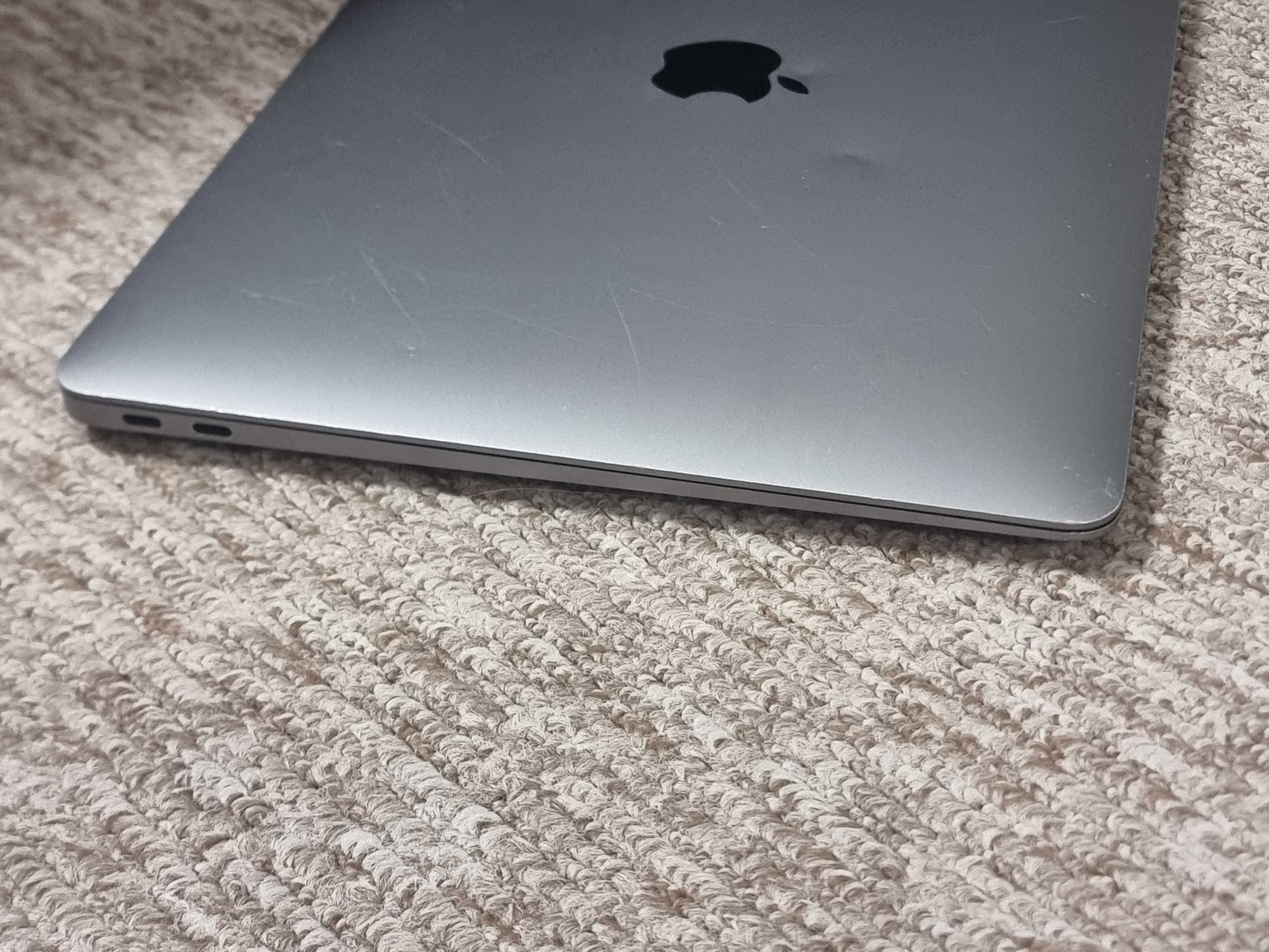 MacBook Air 13 2020 i3 8GB 256GB Space Gray + з\у