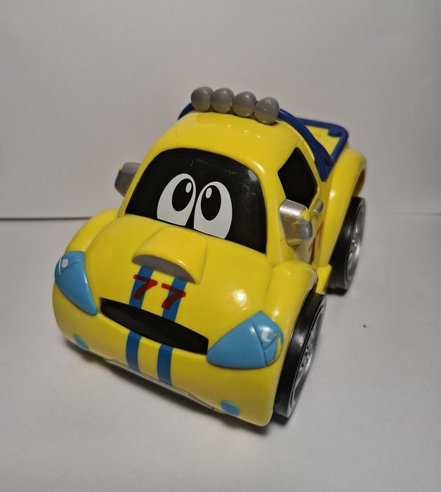 Продаю машинку для хлопчика