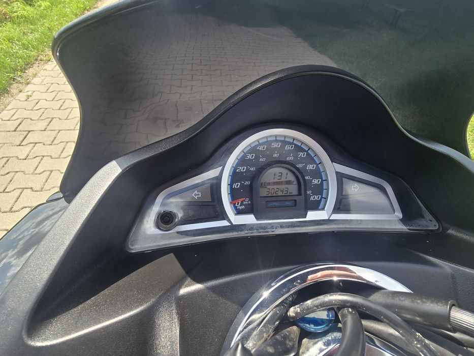 Sprzedam Hondę PCX 125 po serwisie przygotowany do jazdy.